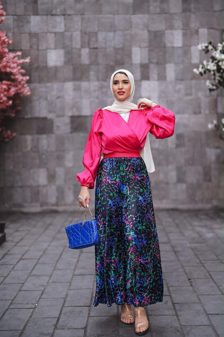 Printed pleated pants