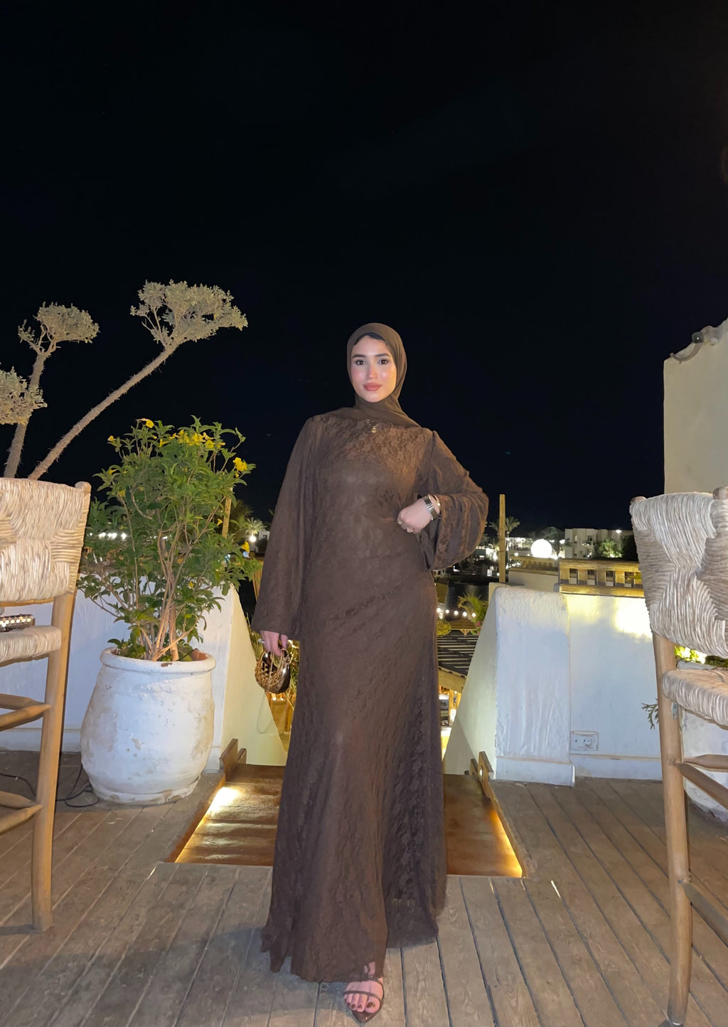 Brown dentelle dress