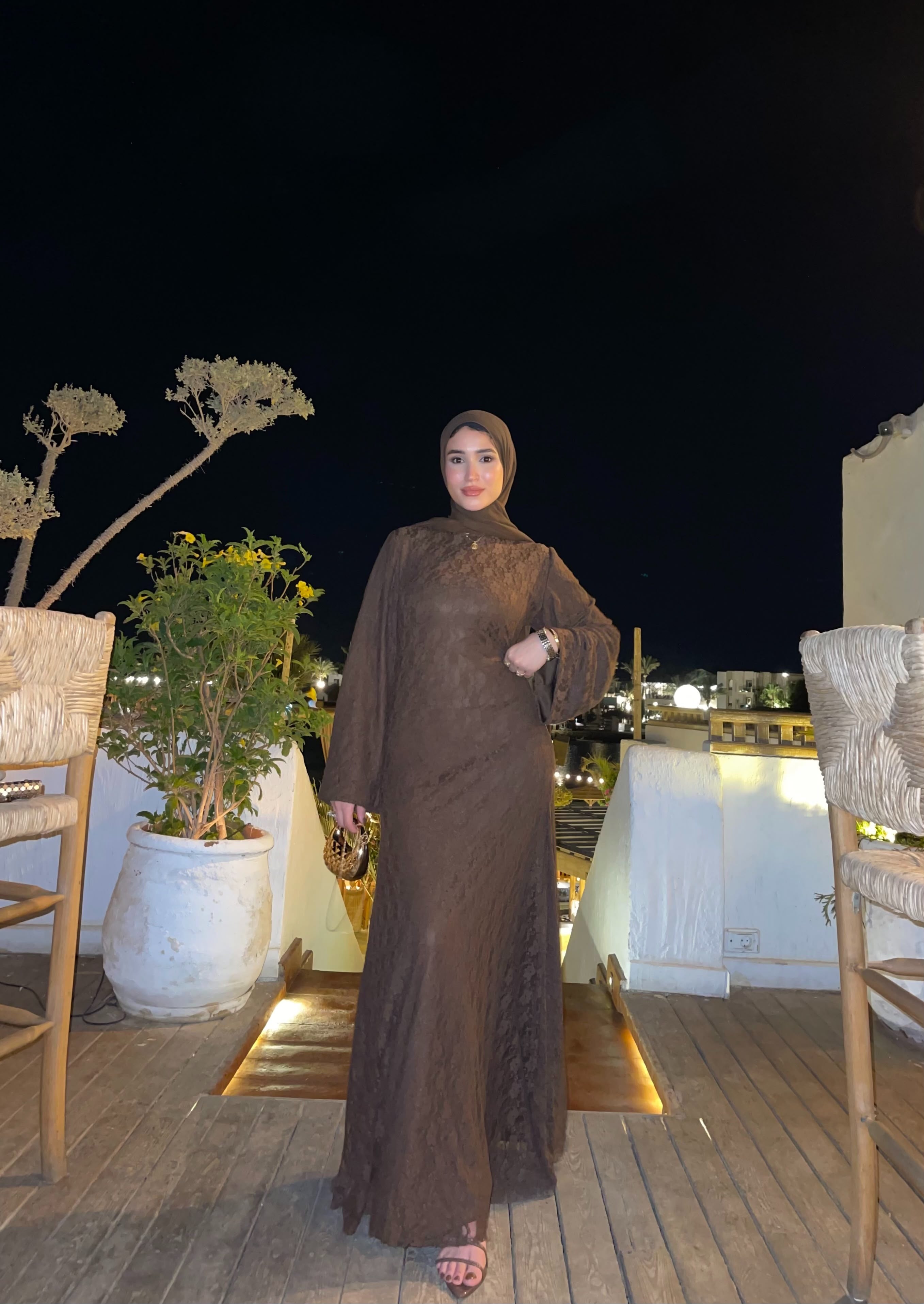 Brown dentelle dress