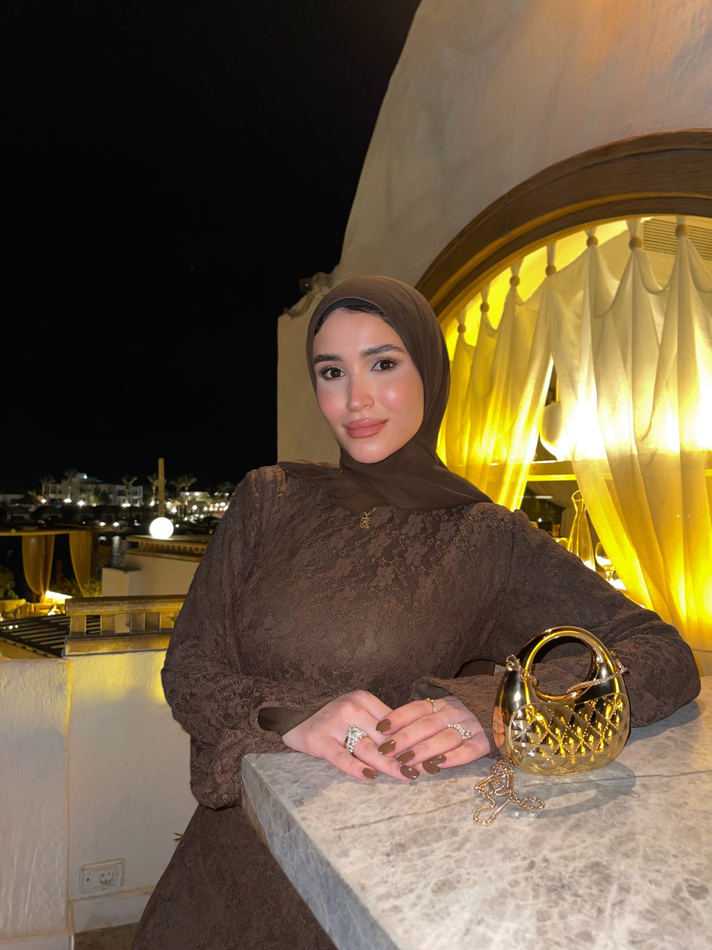 Brown dentelle dress